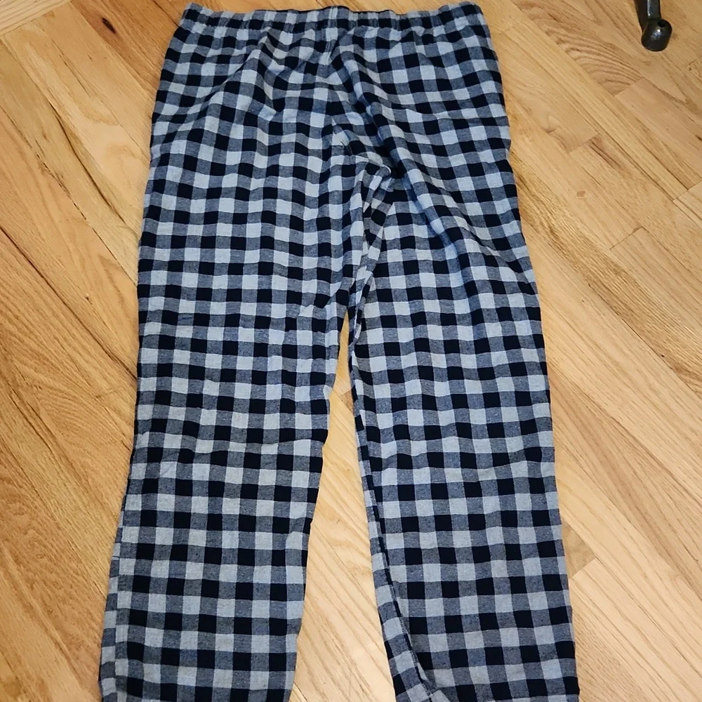 J. Crew Black and Gray Flannel Checkered Pajama Pants Size Large 100 % Cotton